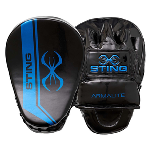 Sting Armalite Focus Mitt